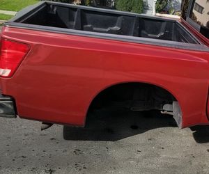 Caja de Nissan Titan 2005