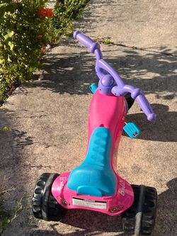 Fisher-Price Tricycle MOVING MUST GO ASAP!!