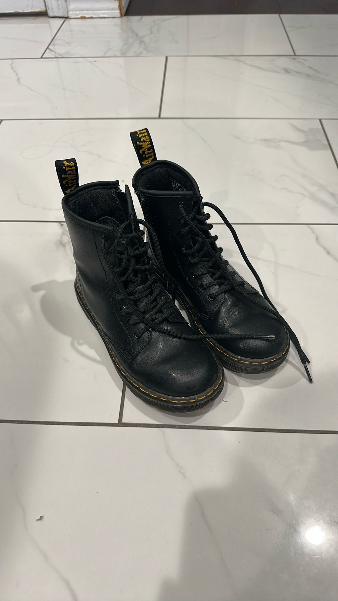 Kids' Lace Up Dr Marten Boots Sz 2