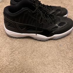 Jordan 11 Ie