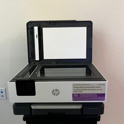 All-in-One Printer HP OfficeJet Pro 8125e - Excellent condition!