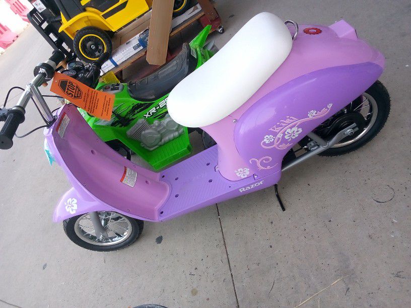 Girls Motorcycle & Boys 4 Wheeler Is $60 The Green One
