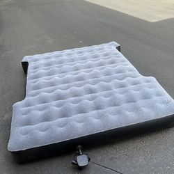 RAM 1500 Short Bed (5’7”) Air Mattress