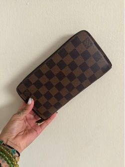 LV Damier Ebene Pattern Coated Canvas Zippy Wallet