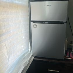 Mini Xl Fridge 