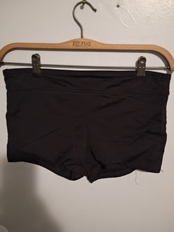 Shorty shorts
