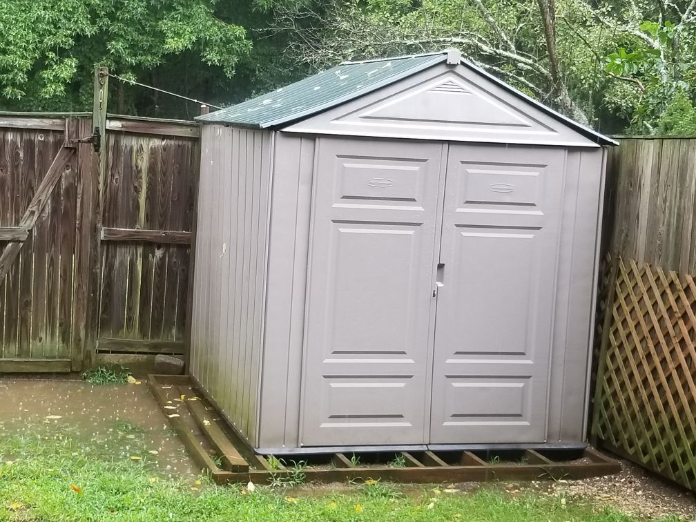 Rubbermaid Shed