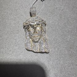 10k Diamond Iced Out Jesus Face 2.38 Carat Diamonds 35 Grams 