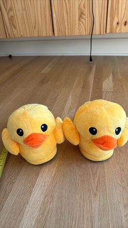 Duck slippers kids size 1