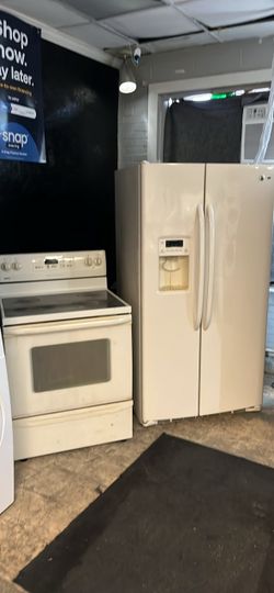 GE Refrigerator and Stove
