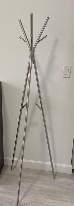 Modern Metal Coat Rack Stand – Silver Finish