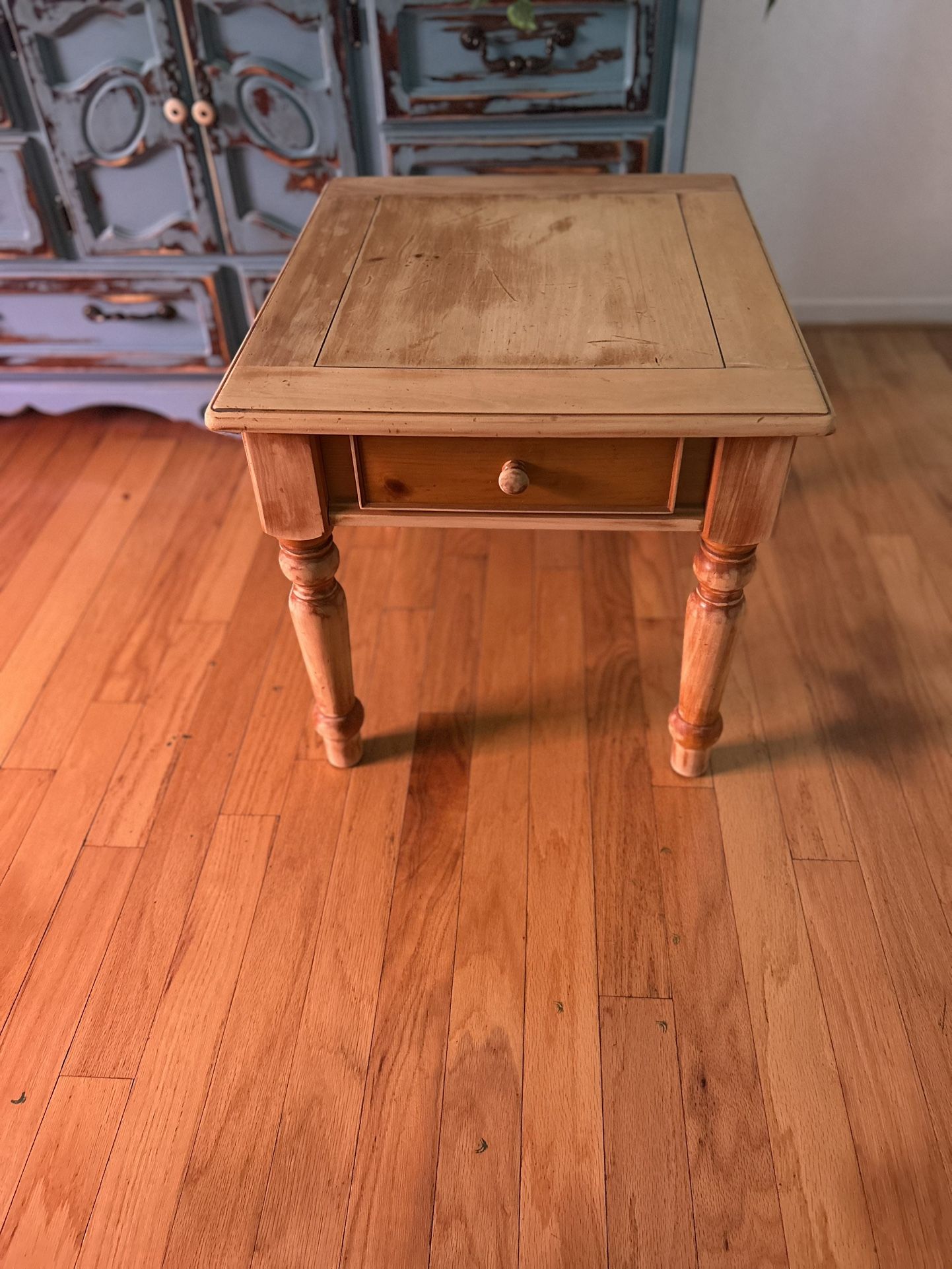 End Table With Drawer