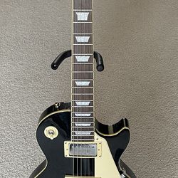 Black and white ephiphone les Paul standard