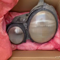Head Lights OEM MERCEDES BENZ E(contact info removed)