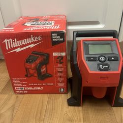 Milwaukee M12 12-Volt Lithium-lon Cordless Electric Portable Inflator (Tool-Only)