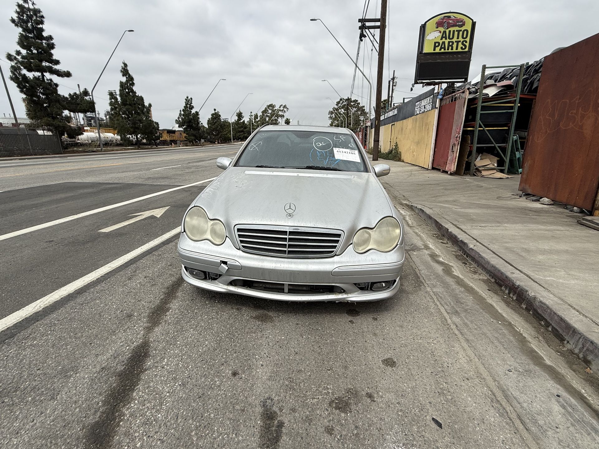 Parting Out 2007 Mercedes Benz C230 Parts