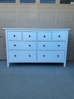 Ikea Hemnes 8 Drawers