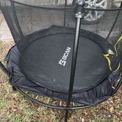 BCAN trampoline for kids with safety net