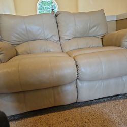 Lane Loveseat Rocker Recline
