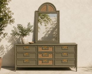 Olive Grove Stanley Triple Dresser with Arched Mirror