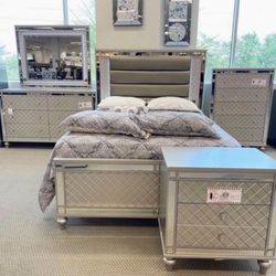 Cristian Queen 5pcs Bedroom Set - Financing With $39 Down