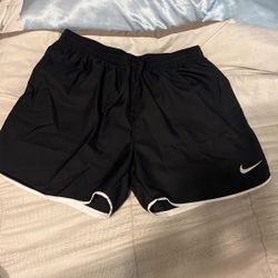 Nike Women’s Size Small Dri-fit Shorts
