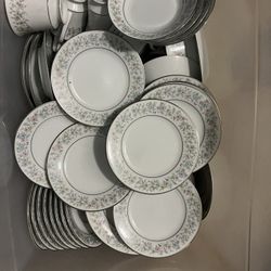 Contemporary By Norilake China Set