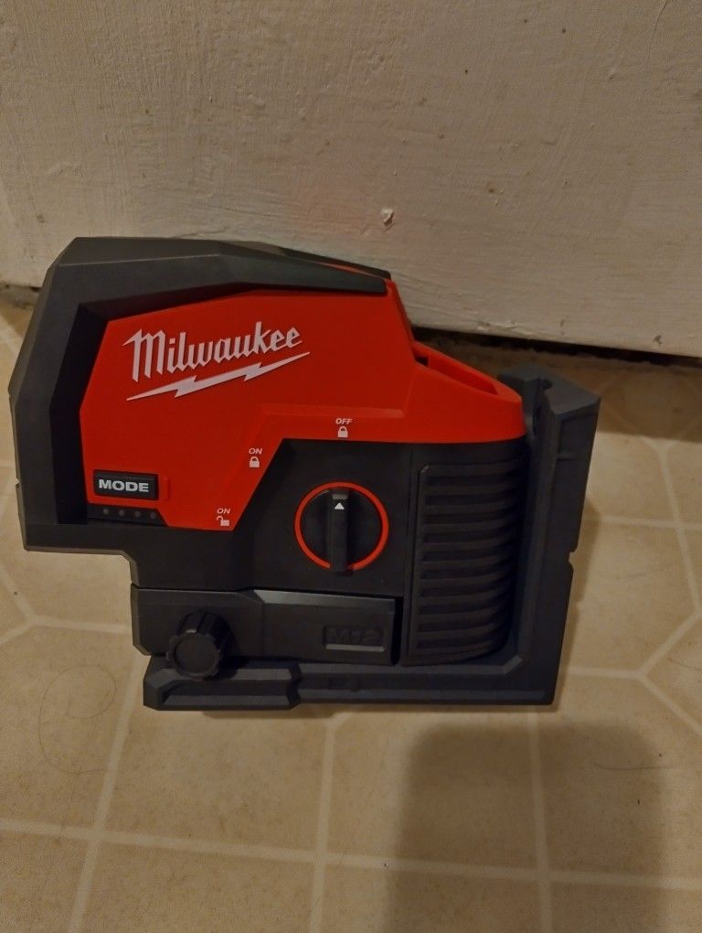 Milwaukee M12 Cordless Green 125 Ft. Cross Line And Plumb Points Laser 12v Tool Only New