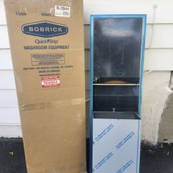 Commercial Towel Dispenser 