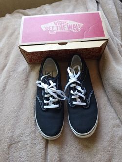 Women's Vans tennis shoes brand new in the box originally $50