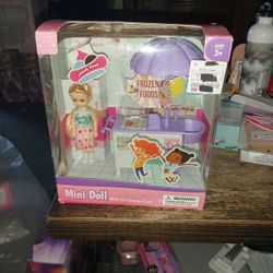 Mini Doll With  Ice Cream Cart 