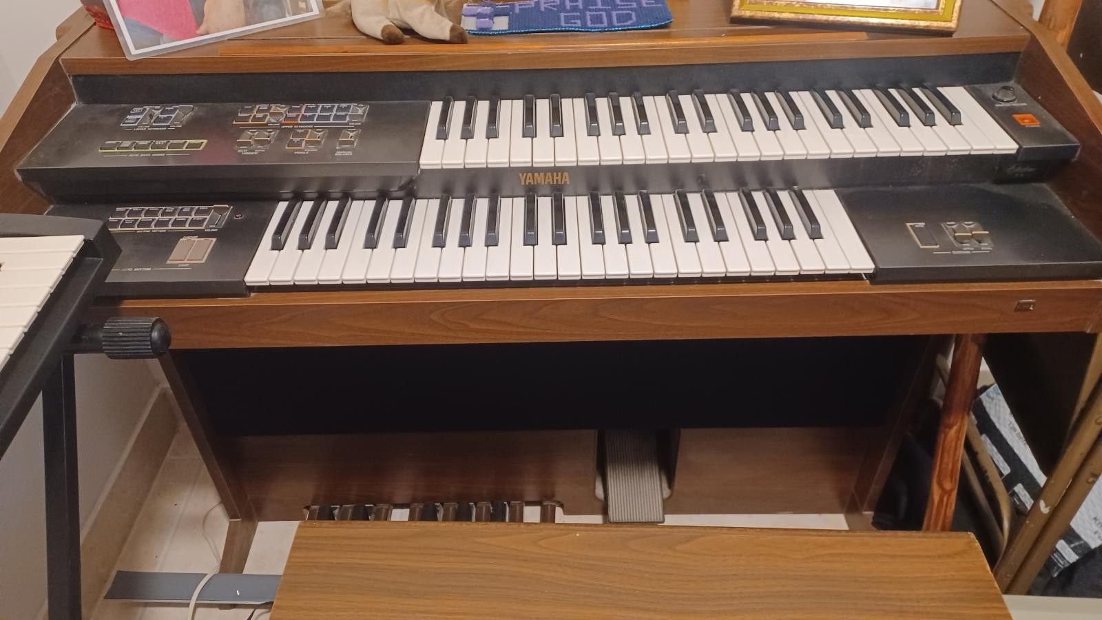 Yamaha Organ