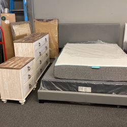 Ashley Queen Bedroom Set New Just Opened. Bed Dresser Mirror And Nightstand 