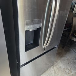 Refrigerator midea