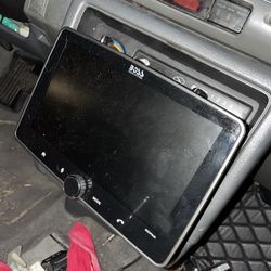 Boss Single Din With Apple Car Play 