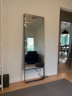 Lululemon Fitness MIRROR