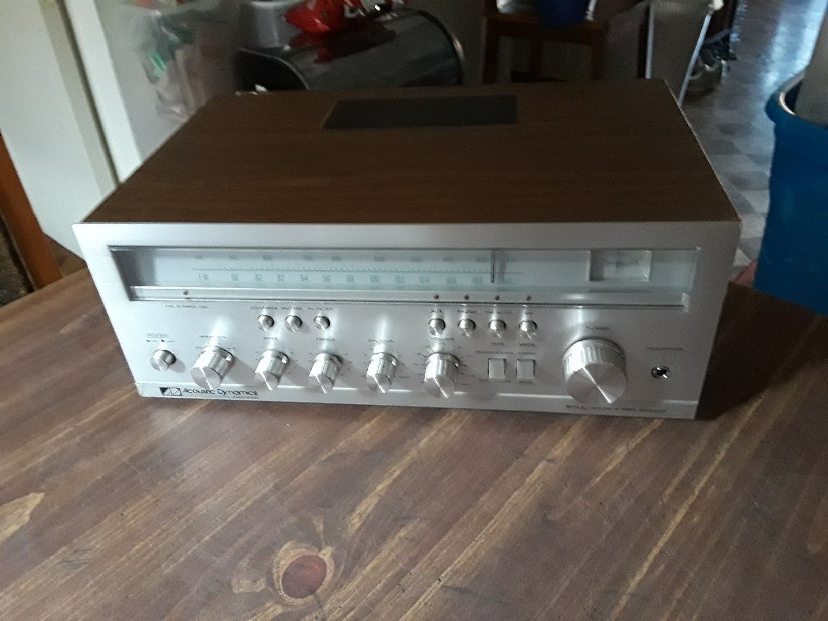 Vintage acoustic dynamics am fm stero receiver