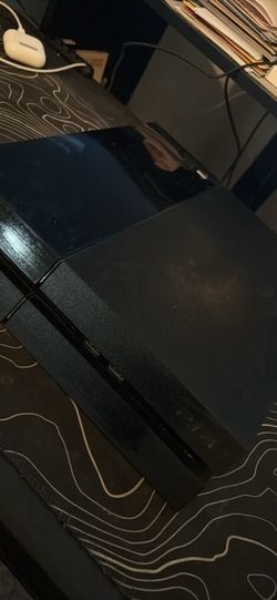 Ps4 Slim + Controller and Games