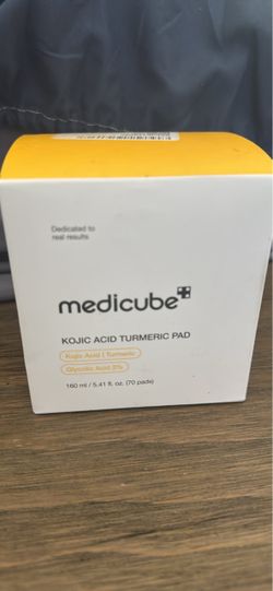 Medicube Kojic Acid Turmeric Pads