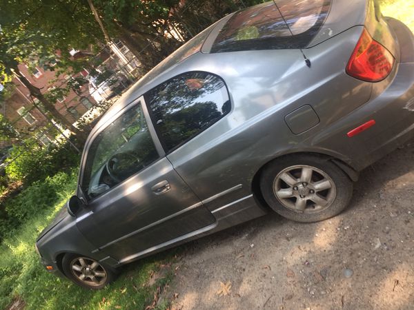 Hyundai Accent 2004 for 850, all it needs is an