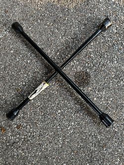 Lug Wrench