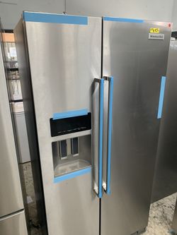 Kitchen aid side by side in stainless steel