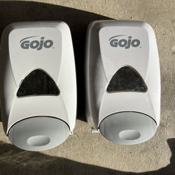 Hand Soap Dispensers & Scott Coreless Toilet Paper Business Supplies