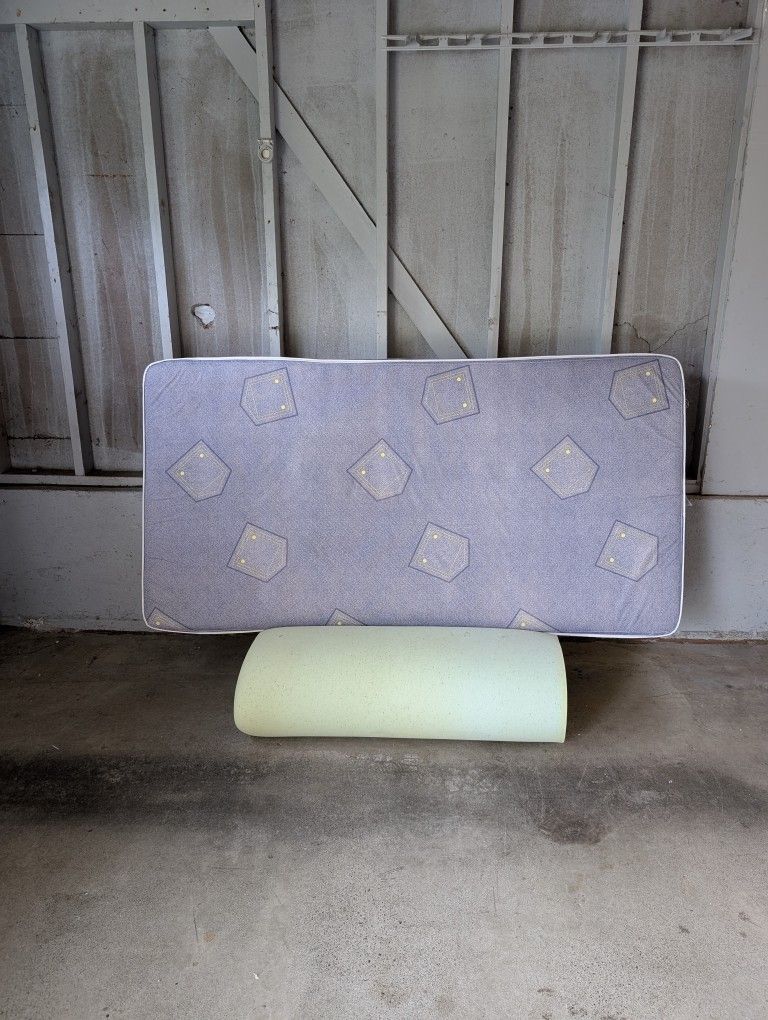 Free Twin Mattress And Box Spring 