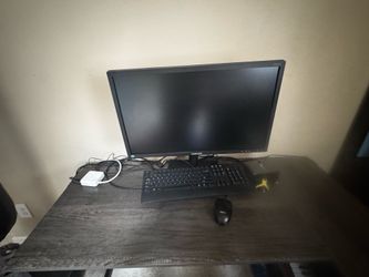 Desk for sale (monitor  and items on desk in pic not included)
