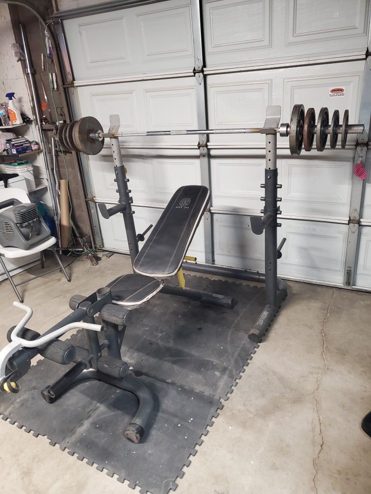 Olympic Weight Bench With Squat Rack,leg Developer,Curl Bar,Weight Rack & Olympic Weight Set Read Description Below