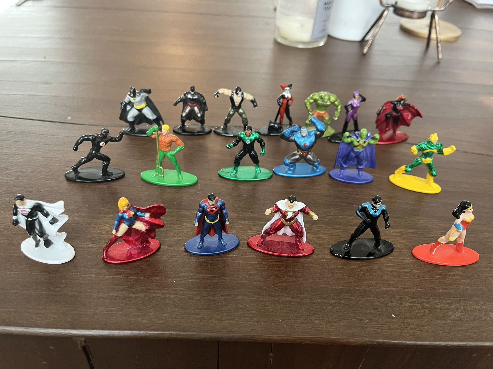 Jada Toys DC Metal Nano Figs Lot Of 19: Superman, Batman, Flash, Wonder Woman…