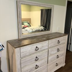 Dresser with mirror 