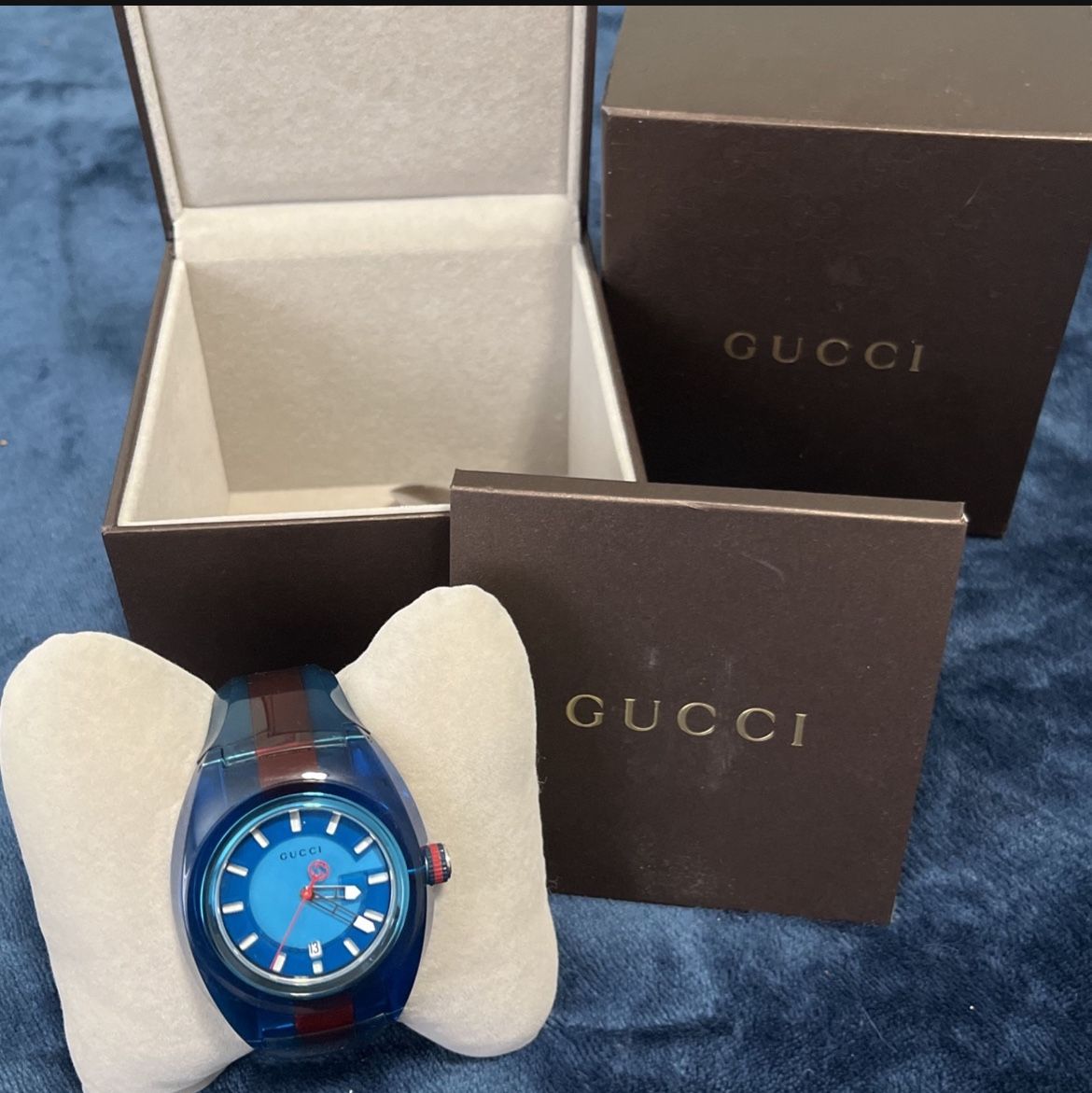 Gucci Watch Unisex Authentic