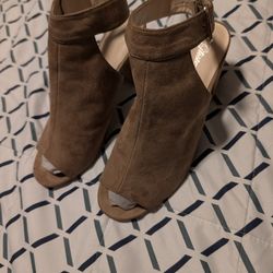 Suede Heels 3" , Women's Size 8.5M